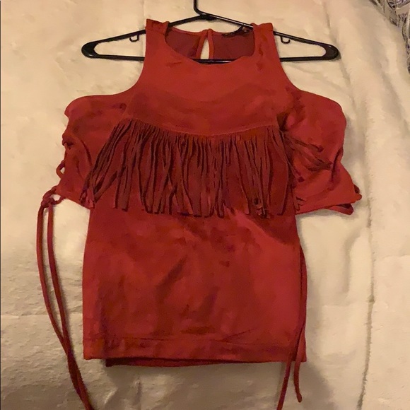 Express half shirt and skit with fringes - Picture 2 of 3